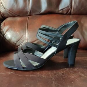 NEW Impo Viveca Black Elastic Top Straps Slingback Heeled Sandals Size 6.5 WIDE